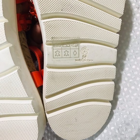 3.1 Phillip
Lim Cruz Ring Platform Espadrille
Sandals - Picture 11 of 14